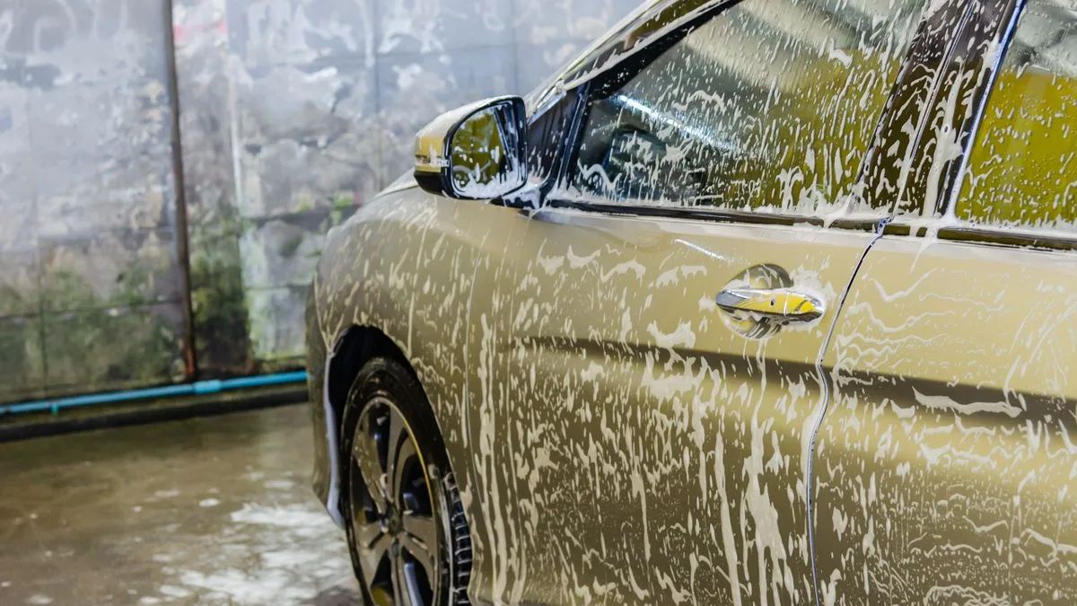 Ayna Detailing Studio — temsili ortam görseli 2