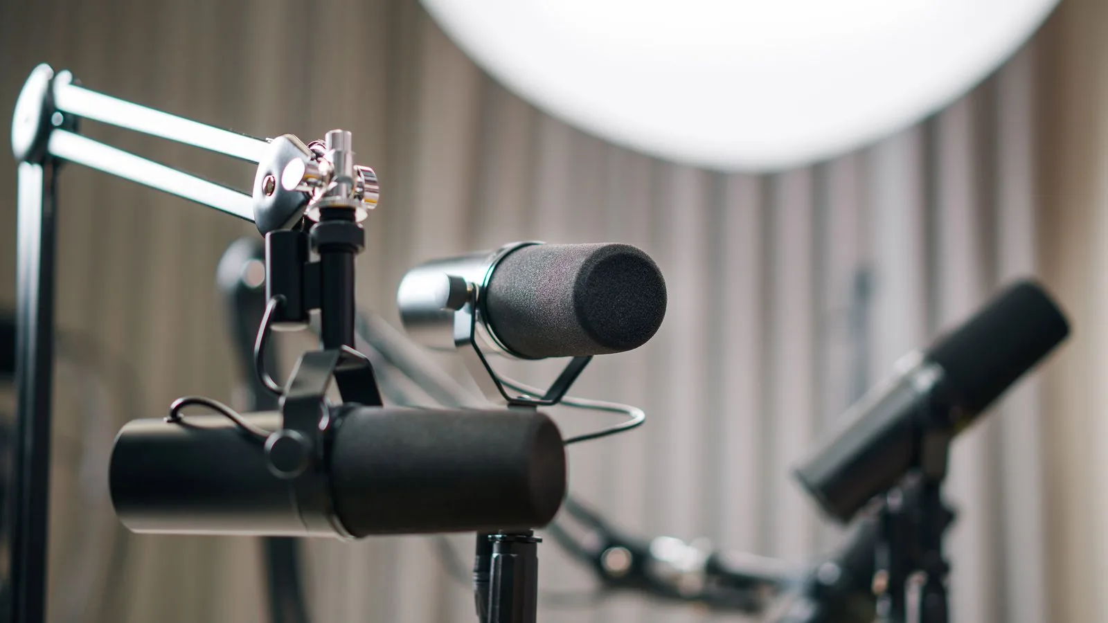 Ses Kutusu Podcast Stüdyosu için temsili kapak görseli