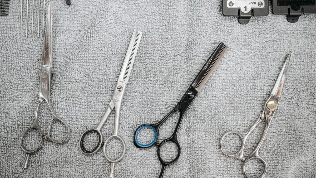 Gentlemen’s Club Barbershop — temsili ortam görseli 7