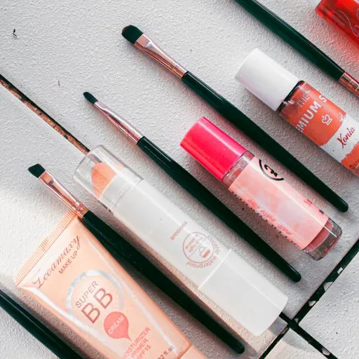 Pembe Fırça Nail Studio logosu
