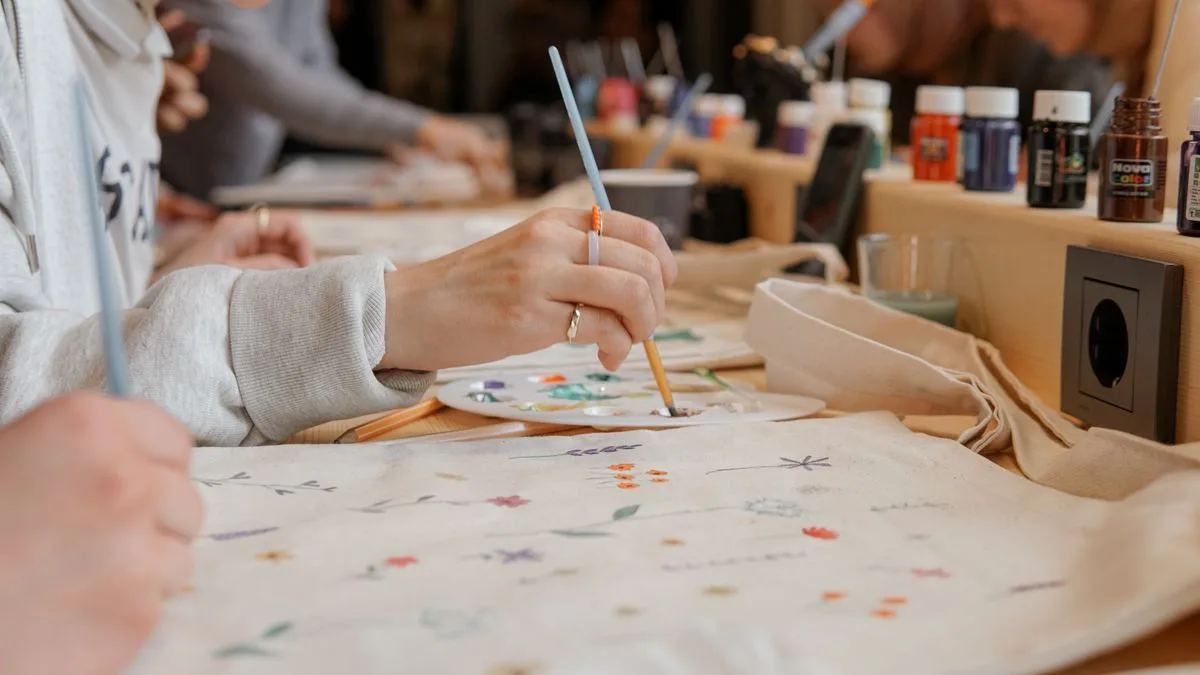 Renk Cümbüşü Sanat Atölyesi — temsili ortam görseli 5